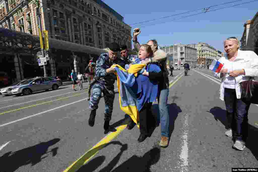 Антивоенная акция в поддержку Украины в Москве. Задержания