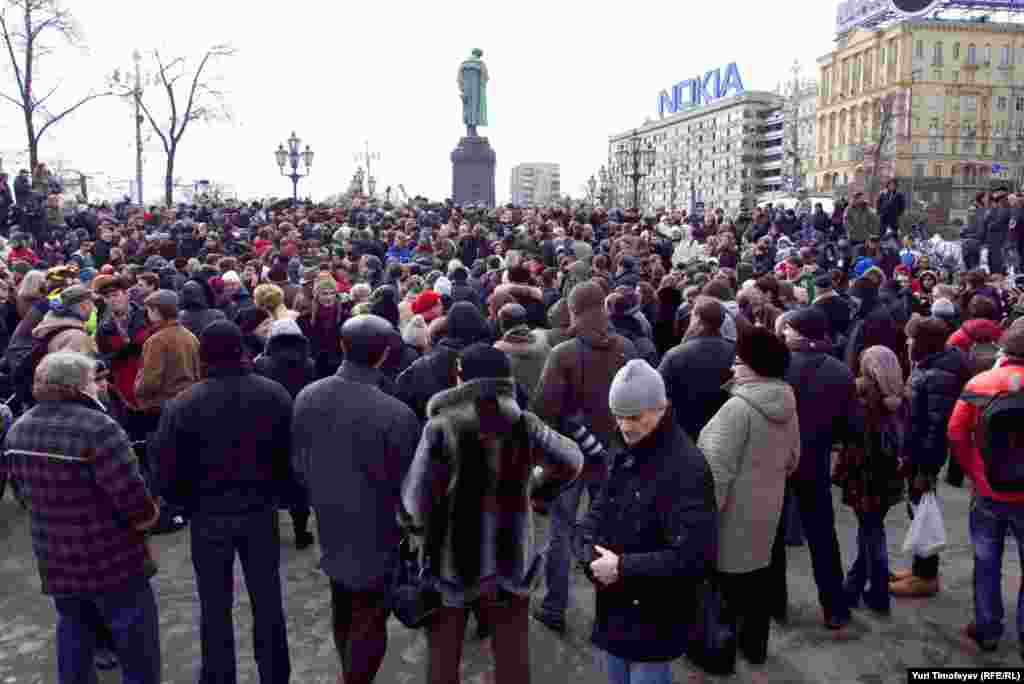 В акции приняло участие около 500 человек