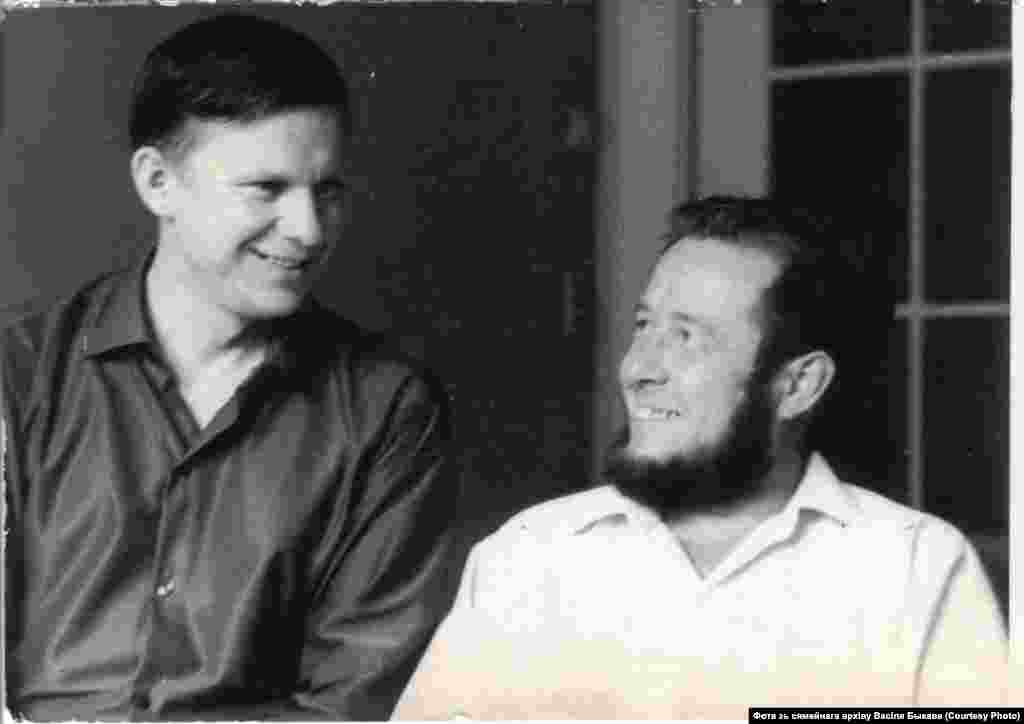 Solzhenitsyn and Bykau, 1967