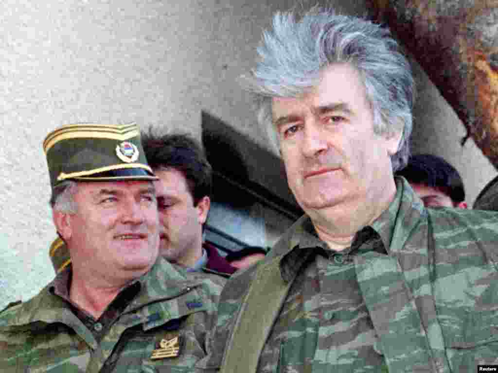 Aprel 1995. Mladic Radovan Karadzic ilə.