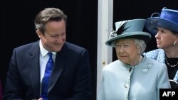 Baş nazir David Cameron deyib ki, cihadçılar kraliça 2-ci Elizabeth-i hədəfləyibmişlər